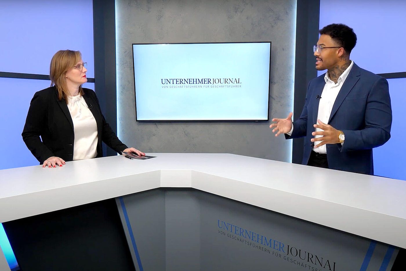 Kevin Fiawoo im TV-Interview beim Unternehmer Journal